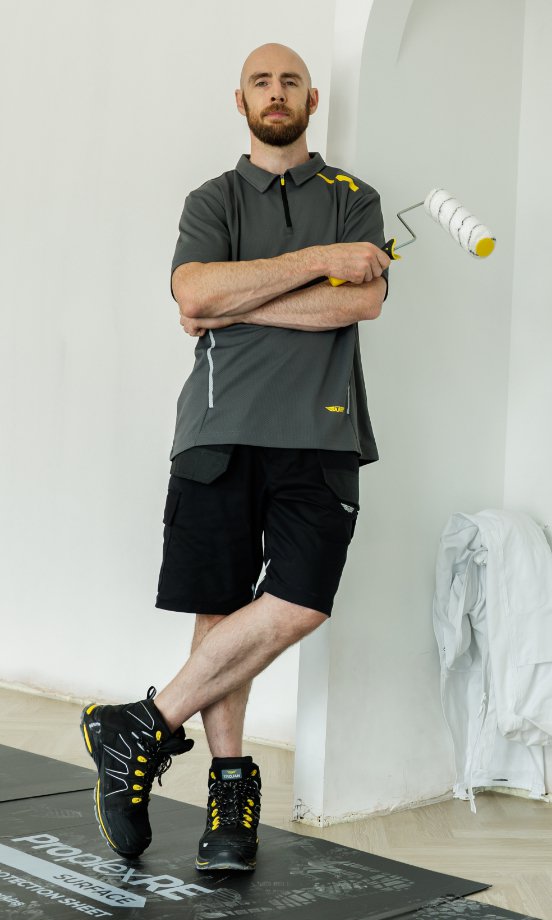 Polos Shirt, Shorts, Boots